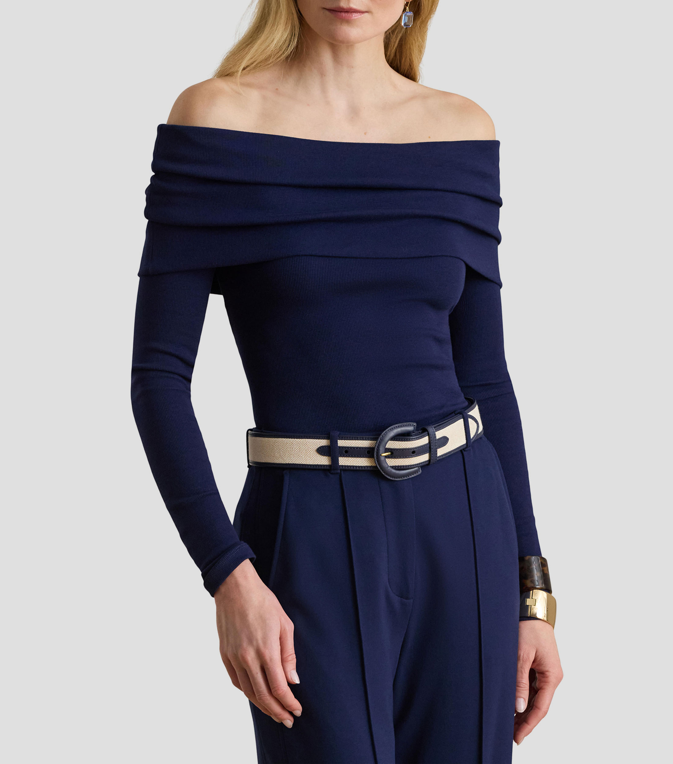 Suéter cuello cuadrado Mujer